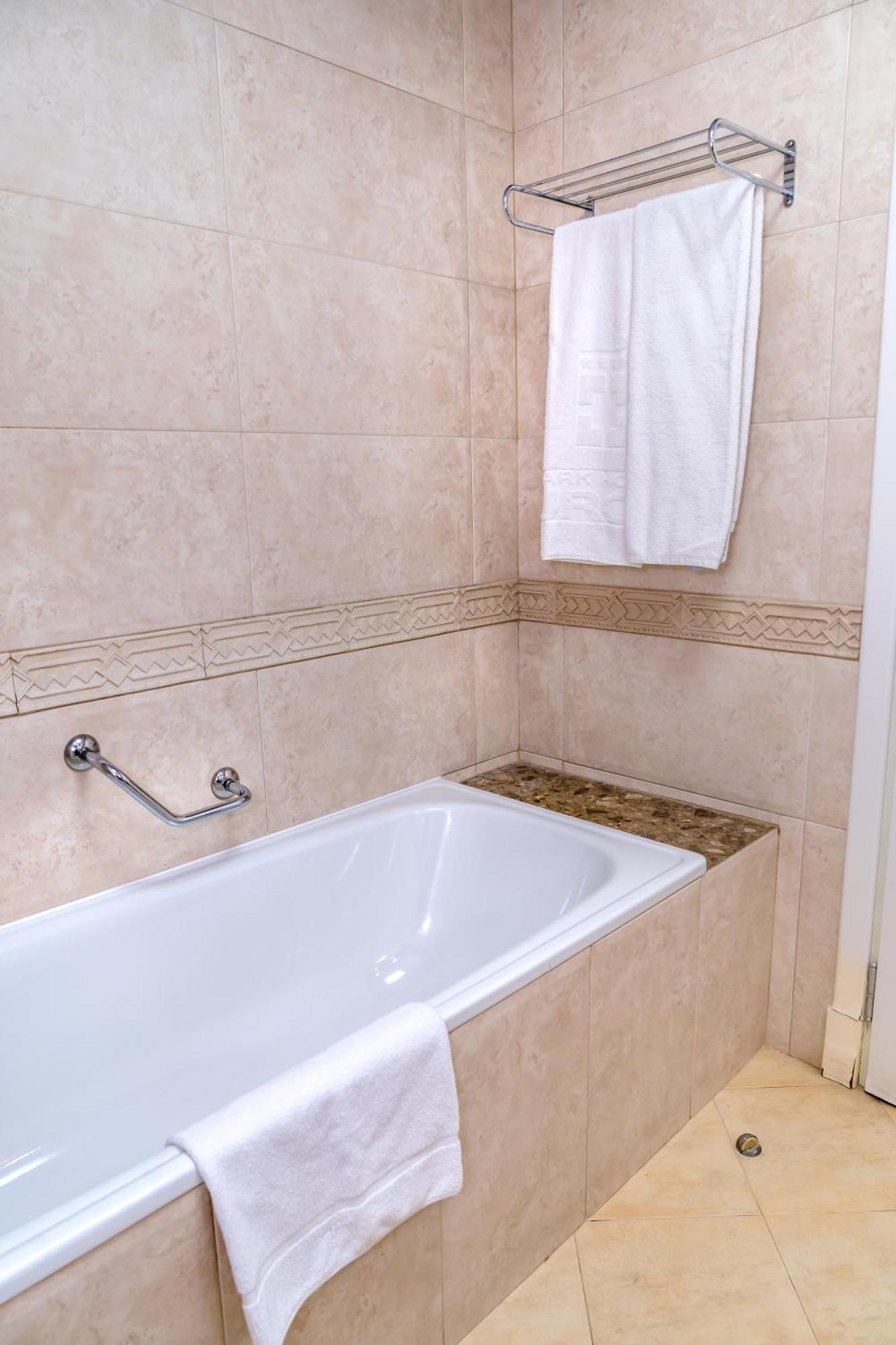 Park Hotel Green Europe Haskovo Exterior photo